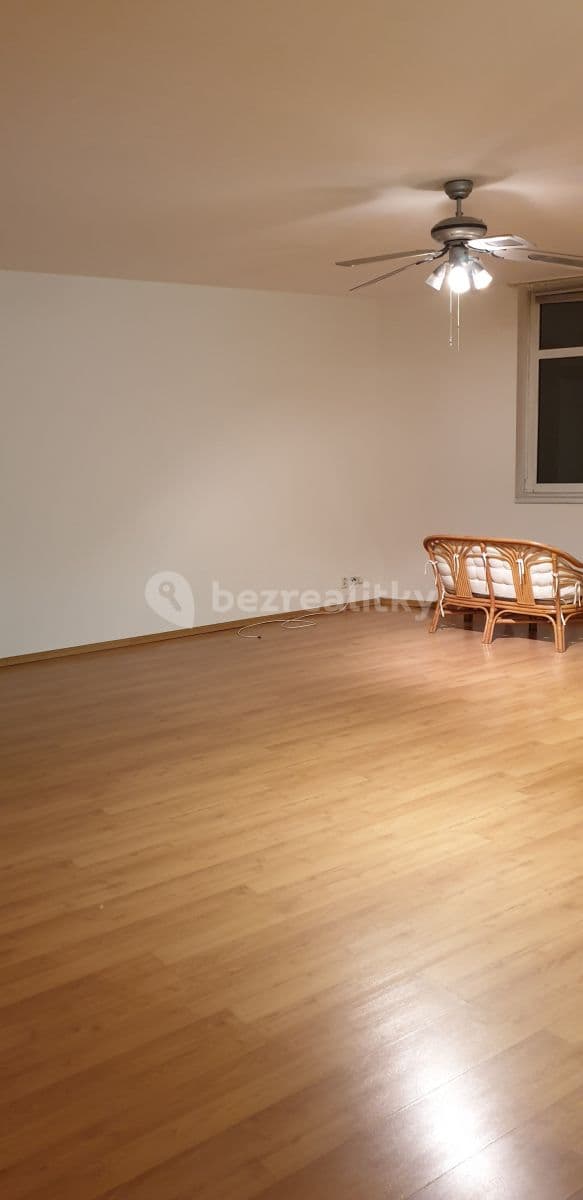 Pronájem bytu 1+kk 56 m², Trnkovo Náměstí, Praha, Praha Pronájem bytu 1+kk 56 m², Trnkovo Náměstí, Praha, Praha