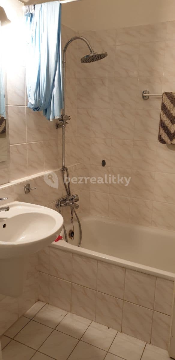 Pronájem bytu 1+kk 56 m², Trnkovo Náměstí, Praha, Praha Pronájem bytu 1+kk 56 m², Trnkovo Náměstí, Praha, Praha