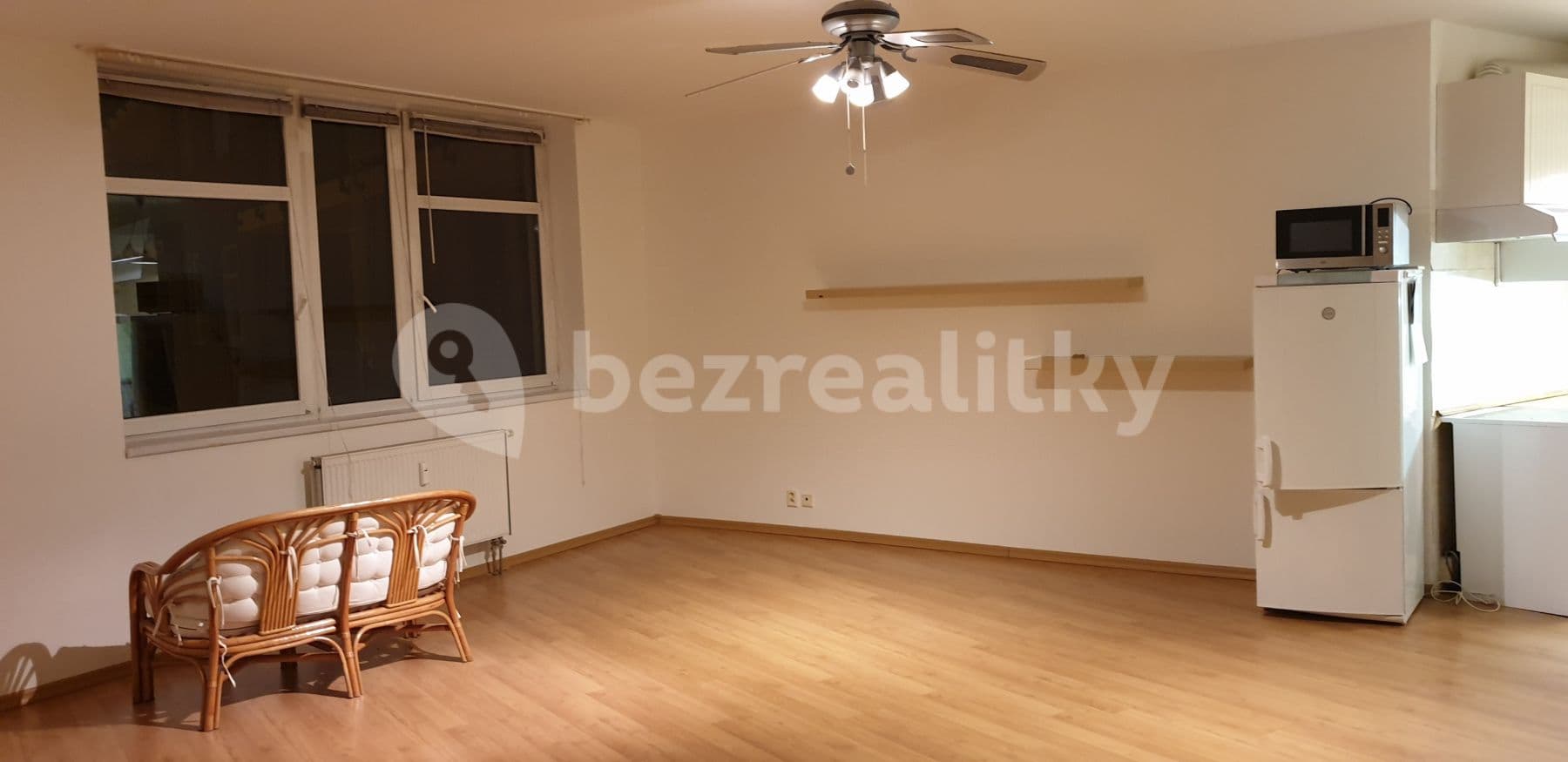 Pronájem bytu 1+kk 56 m², Trnkovo Náměstí, Praha, Praha Pronájem bytu 1+kk 56 m², Trnkovo Náměstí, Praha, Praha