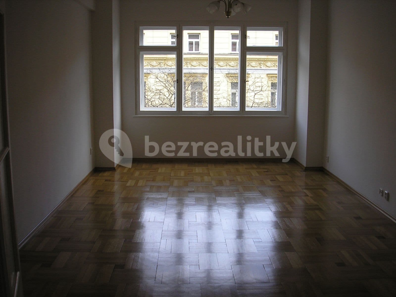 Pronájem bytu 3+1 100 m², Francouzská, Praha, Praha Pronájem bytu 3+1 100 m², Francouzská, Praha, Praha