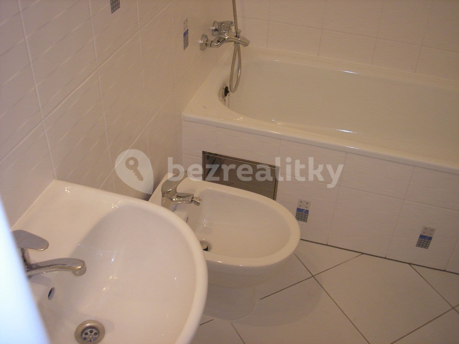 Pronájem bytu 3+1 100 m², Francouzská, Praha, Praha Pronájem bytu 3+1 100 m², Francouzská, Praha, Praha