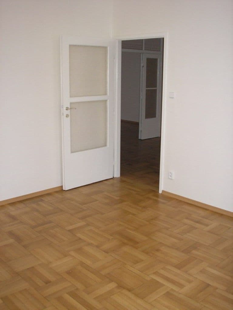 Pronájem bytu 3+1 100 m², Francouzská, Praha, Praha Pronájem bytu 3+1 100 m², Francouzská, Praha, Praha