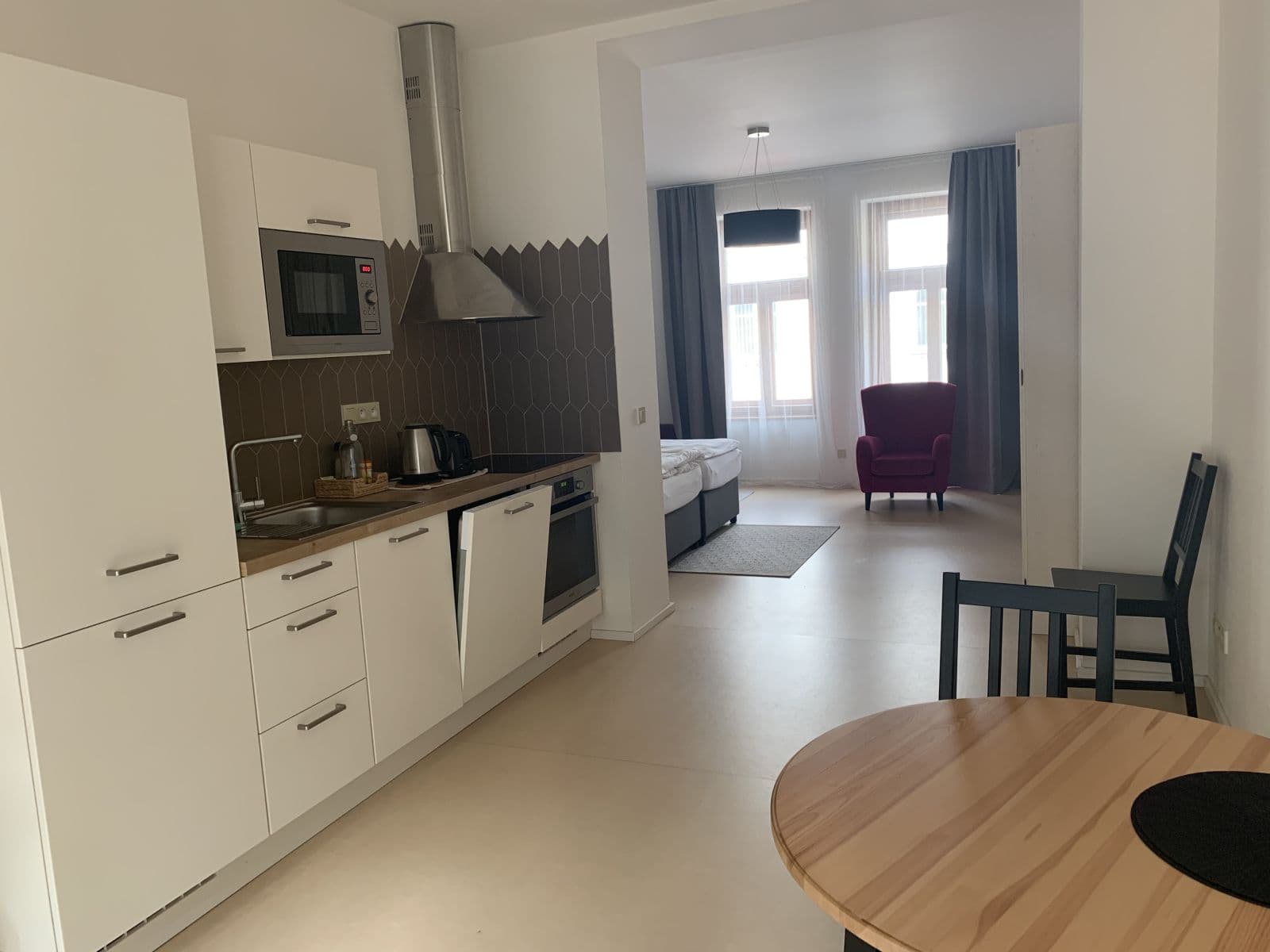 Pronájem bytu 1+kk 46 m², Šlikova, Praha, Praha Pronájem bytu 1+kk 46 m², Šlikova, Praha, Praha
