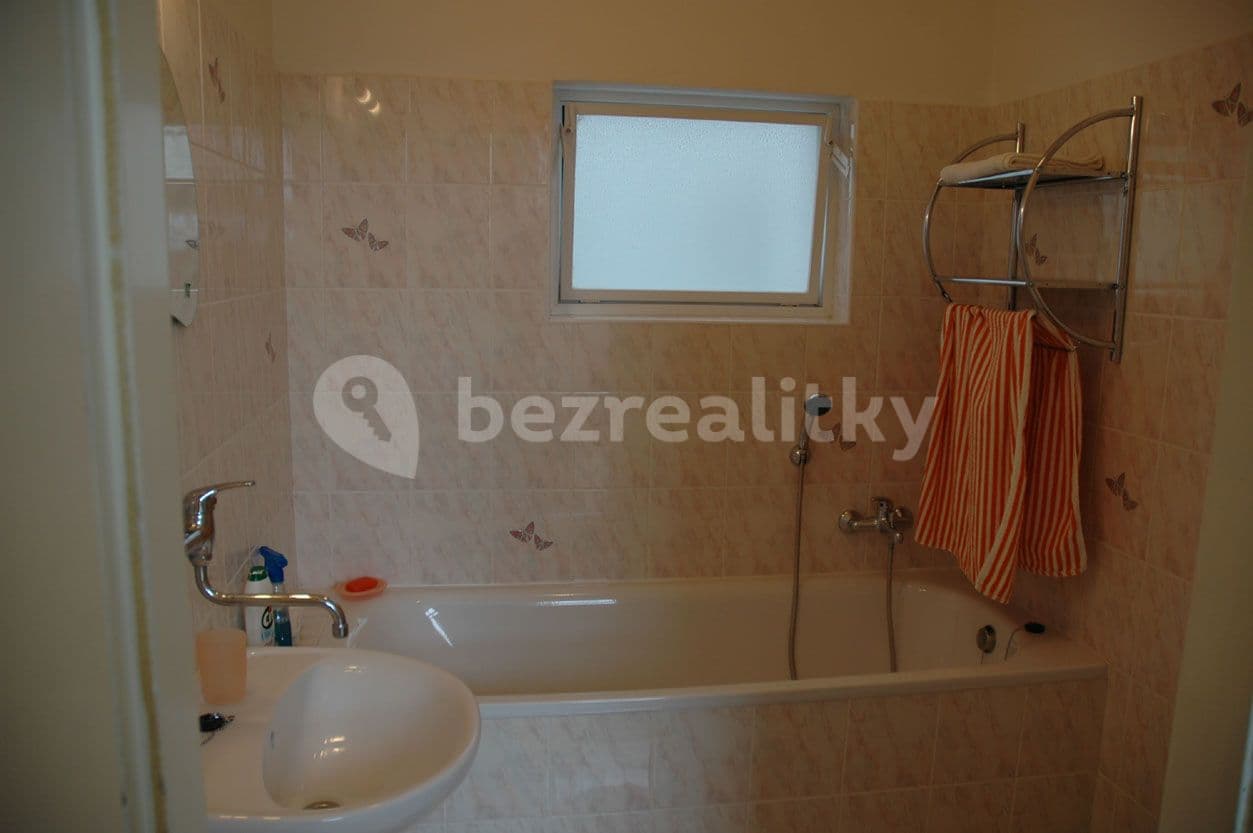 Pronájem bytu 1+kk 32 m², Ke Krči, Praha, Praha Pronájem bytu 1+kk 32 m², Ke Krči, Praha, Praha