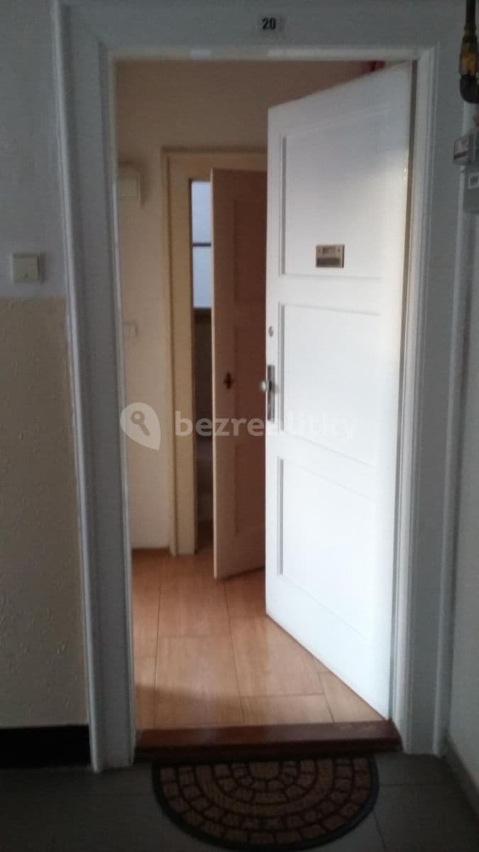 Pronájem bytu 1+kk 32 m², Ke Krči, Praha, Praha Pronájem bytu 1+kk 32 m², Ke Krči, Praha, Praha