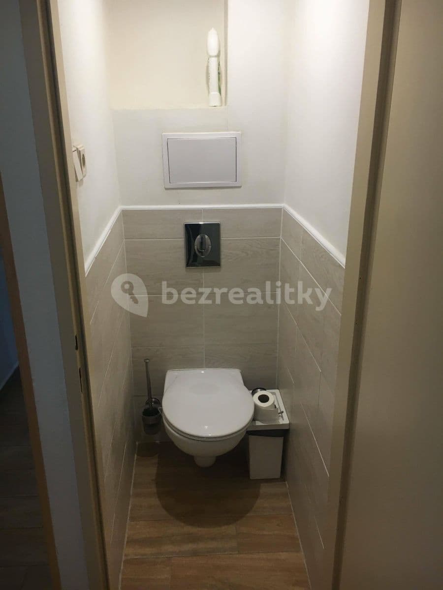 Pronájem bytu 2+kk 62 m², Na Vlnovce, Ústí nad Labem, Ústecký kraj Pronájem bytu 2+kk 62 m², Na Vlnovce, Ústí nad Labem, Ústecký kraj