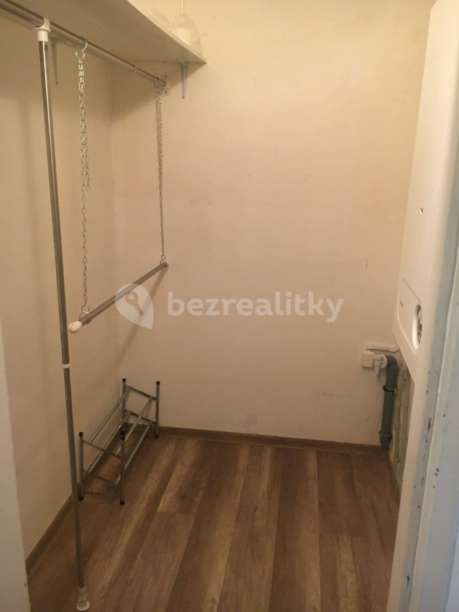 Pronájem bytu 2+kk 62 m², Na Vlnovce, Ústí nad Labem, Ústecký kraj Pronájem bytu 2+kk 62 m², Na Vlnovce, Ústí nad Labem, Ústecký kraj