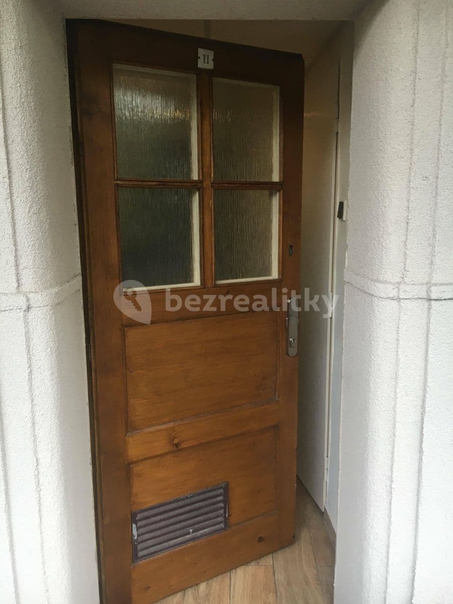 Pronájem bytu 2+kk 62 m², Na Vlnovce, Ústí nad Labem, Ústecký kraj Pronájem bytu 2+kk 62 m², Na Vlnovce, Ústí nad Labem, Ústecký kraj