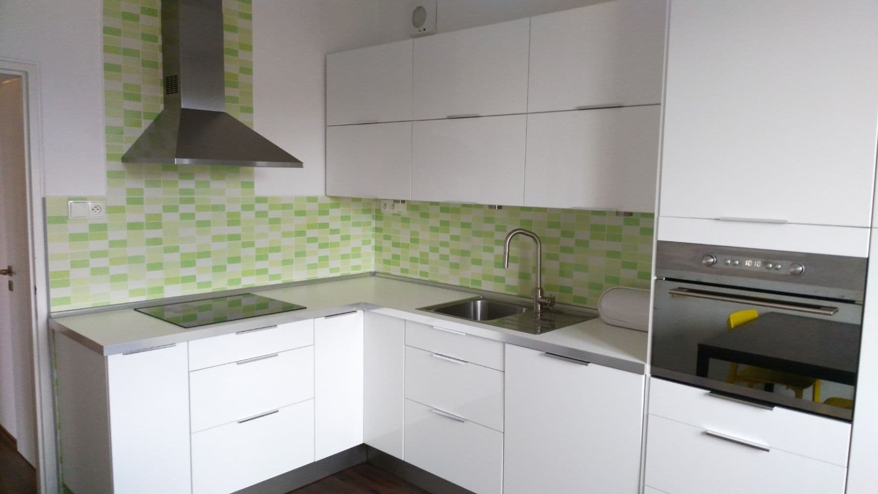 Pronájem bytu 2+1 53 m², Kremličkova, Praha, Praha Pronájem bytu 2+1 53 m², Kremličkova, Praha, Praha