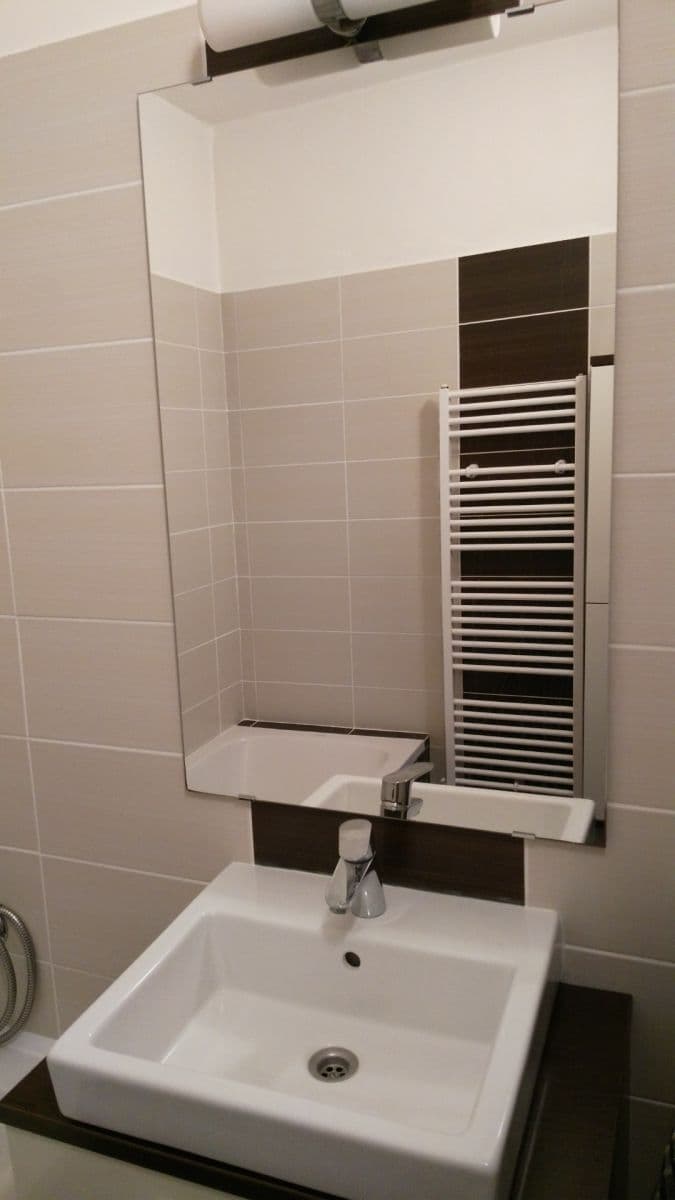 Pronájem bytu 2+1 53 m², Kremličkova, Praha, Praha Pronájem bytu 2+1 53 m², Kremličkova, Praha, Praha