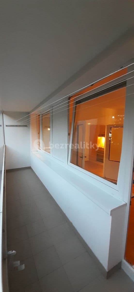 Pronájem bytu 1+1 42 m², Hennerova, Praha, Praha Pronájem bytu 1+1 42 m², Hennerova, Praha, Praha