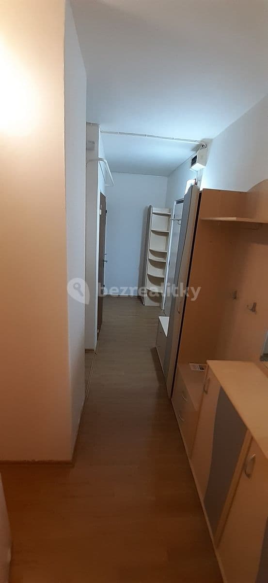 Pronájem bytu 1+1 42 m², Hennerova, Praha, Praha Pronájem bytu 1+1 42 m², Hennerova, Praha, Praha
