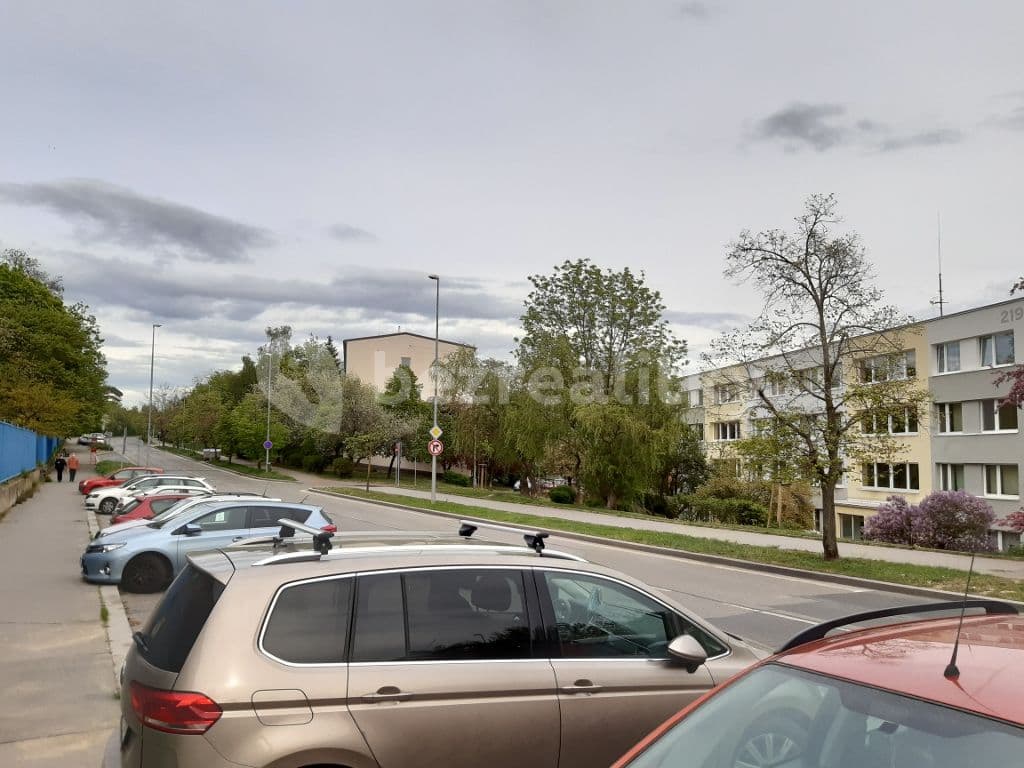 Pronájem bytu 1+1 42 m², Hennerova, Praha, Praha Pronájem bytu 1+1 42 m², Hennerova, Praha, Praha