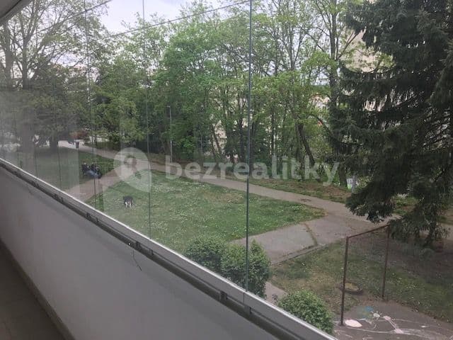 Pronájem bytu 1+1 42 m², Hennerova, Praha, Praha Pronájem bytu 1+1 42 m², Hennerova, Praha, Praha