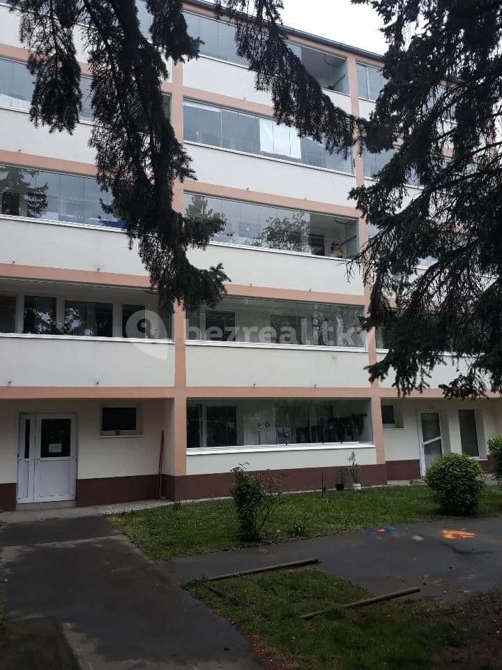 Pronájem bytu 1+1 42 m², Hennerova, Praha, Praha Pronájem bytu 1+1 42 m², Hennerova, Praha, Praha