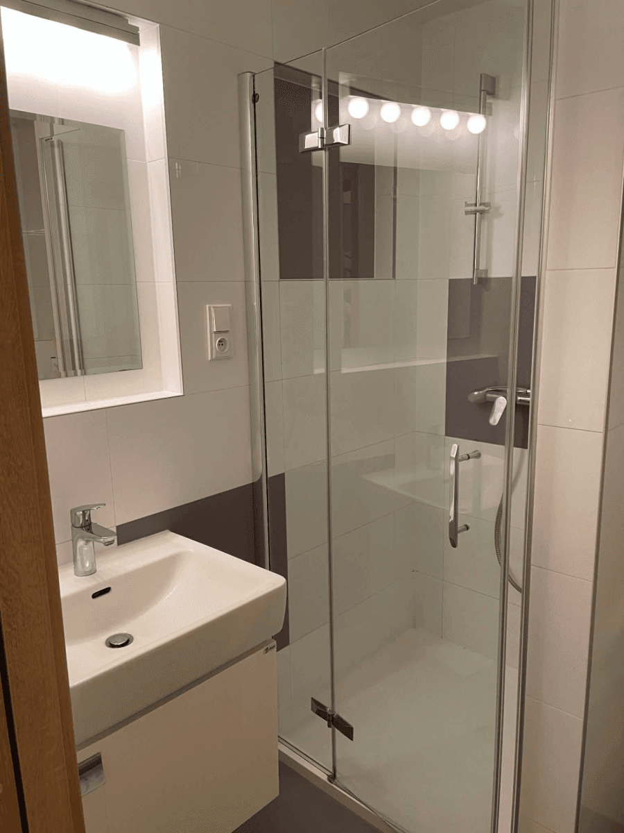 Pronájem bytu 1+kk 27 m², Frýdecká, Praha, Praha Pronájem bytu 1+kk 27 m², Frýdecká, Praha, Praha