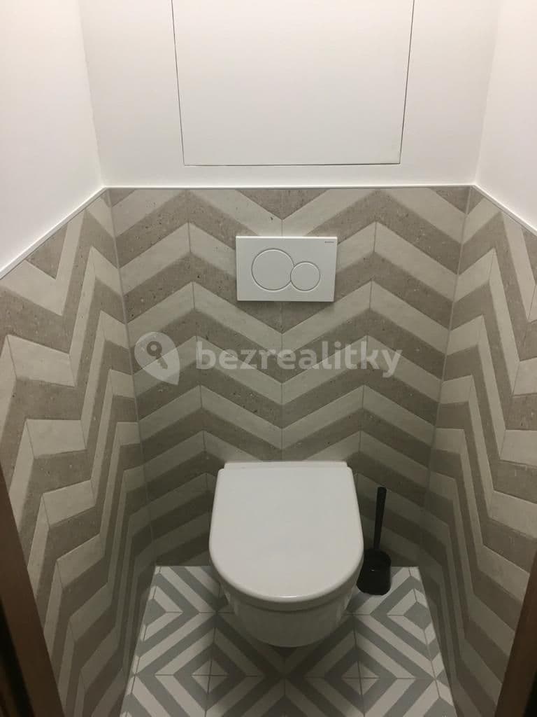 Pronájem bytu 2+kk 54 m², Kubánské náměstí, Praha, Praha Pronájem bytu 2+kk 54 m², Kubánské náměstí, Praha, Praha