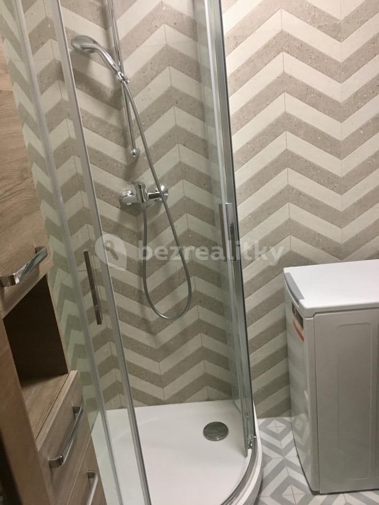 Pronájem bytu 2+kk 54 m², Kubánské náměstí, Praha, Praha Pronájem bytu 2+kk 54 m², Kubánské náměstí, Praha, Praha