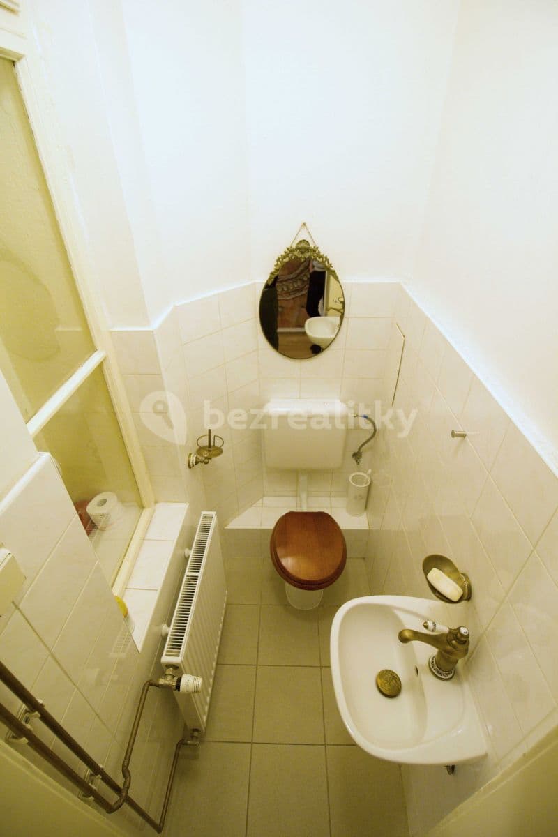 Pronájem bytu 3+1 88 m², Křižíkova, Praha, Praha Pronájem bytu 3+1 88 m², Křižíkova, Praha, Praha