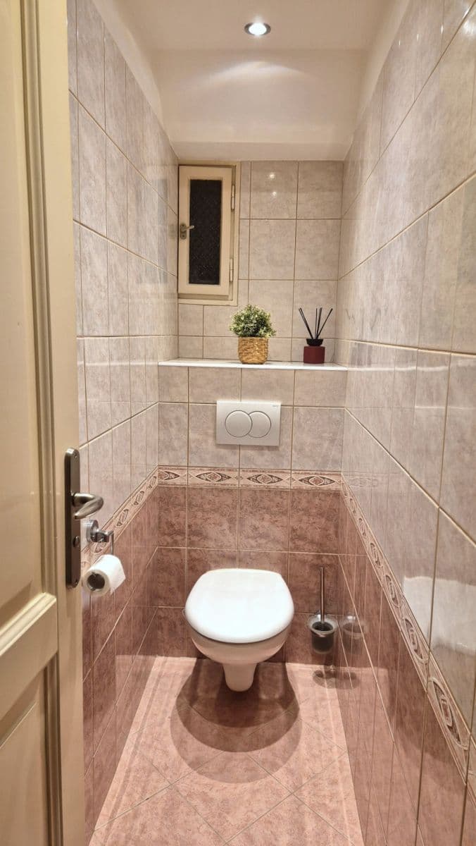 Pronájem bytu 3+kk 70 m², Ambrožova, Praha, Praha Pronájem bytu 3+kk 70 m², Ambrožova, Praha, Praha