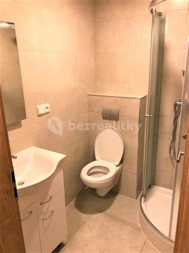 Pronájem bytu Garsoniéra 15 m², Moskevská, Praha, Praha Pronájem bytu Garsoniéra 15 m², Moskevská, Praha, Praha