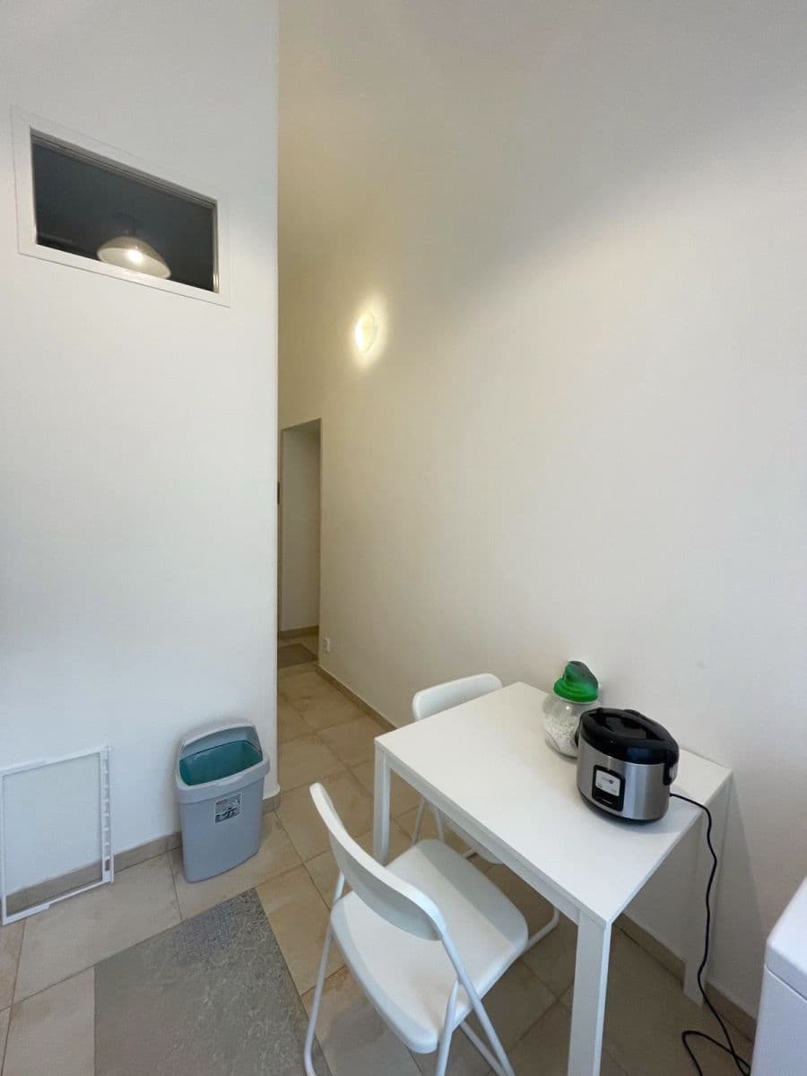 Pronájem bytu 1+1 32 m², Karoliny Světlé, Praha, Praha Pronájem bytu 1+1 32 m², Karoliny Světlé, Praha, Praha