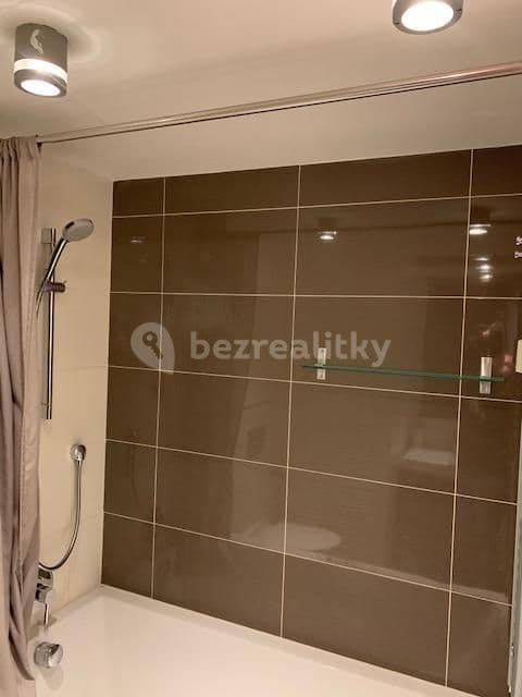 Pronájem bytu 2+kk 55 m², U Libeňského pivovaru, Praha, Praha Pronájem bytu 2+kk 55 m², U Libeňského pivovaru, Praha, Praha