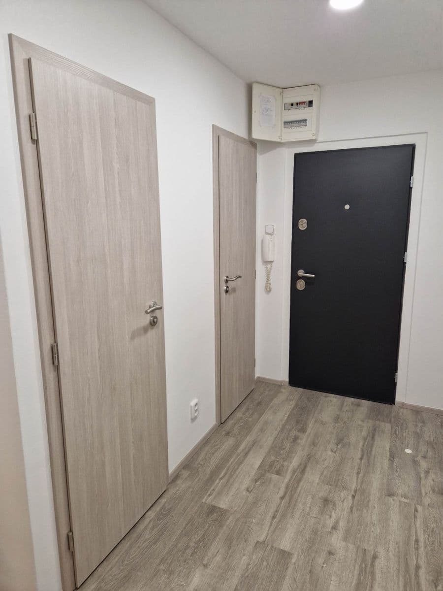 Pronájem bytu 2+kk 43 m², Roháčova, Praha, Praha Pronájem bytu 2+kk 43 m², Roháčova, Praha, Praha