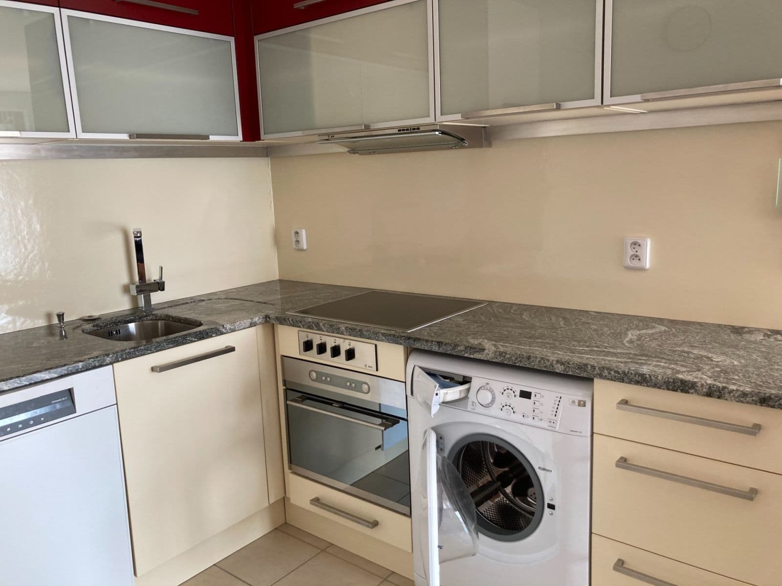 Pronájem bytu 2+kk 55 m², V Háji, Praha, Praha Pronájem bytu 2+kk 55 m², V Háji, Praha, Praha