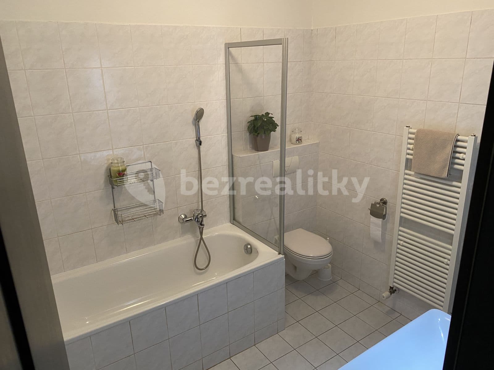 Pronájem bytu 2+kk 60 m², Ježovská, Praha, Praha Pronájem bytu 2+kk 60 m², Ježovská, Praha, Praha