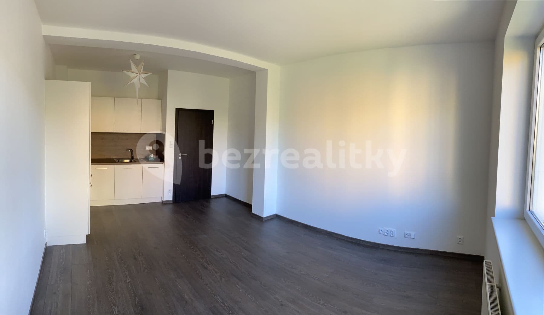 Pronájem bytu 2+kk 60 m², Ježovská, Praha, Praha Pronájem bytu 2+kk 60 m², Ježovská, Praha, Praha