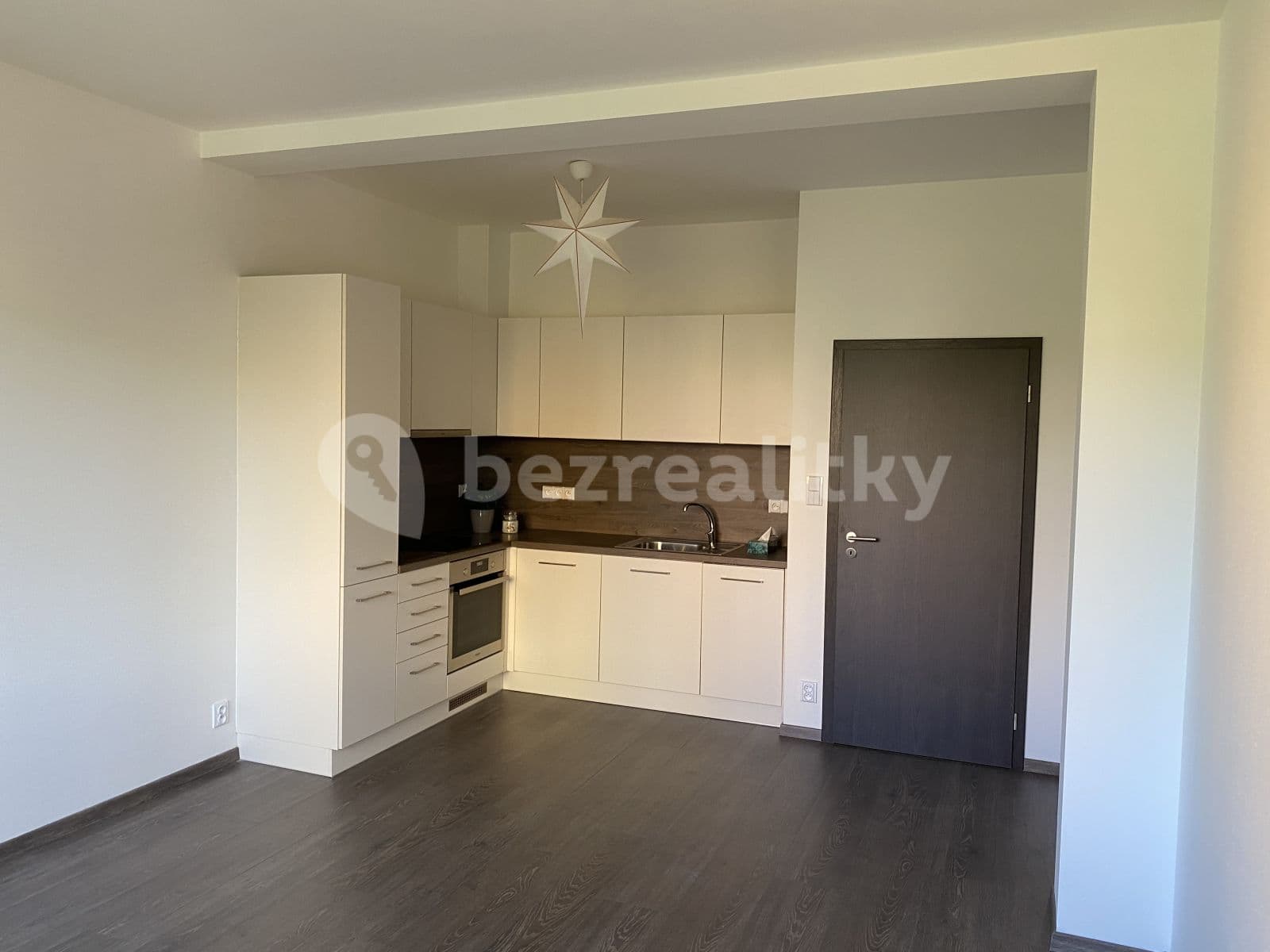 Pronájem bytu 2+kk 60 m², Ježovská, Praha, Praha Pronájem bytu 2+kk 60 m², Ježovská, Praha, Praha