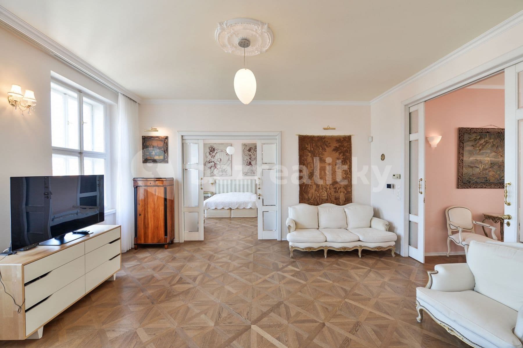 Pronájem bytu 4+1 134 m², Krakovská, Praha, Praha Pronájem bytu 4+1 134 m², Krakovská, Praha, Praha