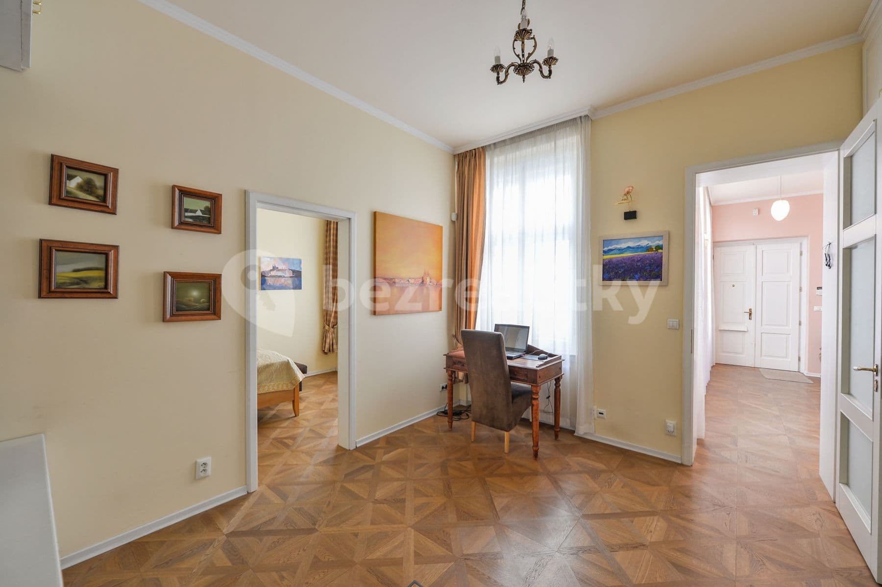 Pronájem bytu 4+1 134 m², Krakovská, Praha, Praha Pronájem bytu 4+1 134 m², Krakovská, Praha, Praha