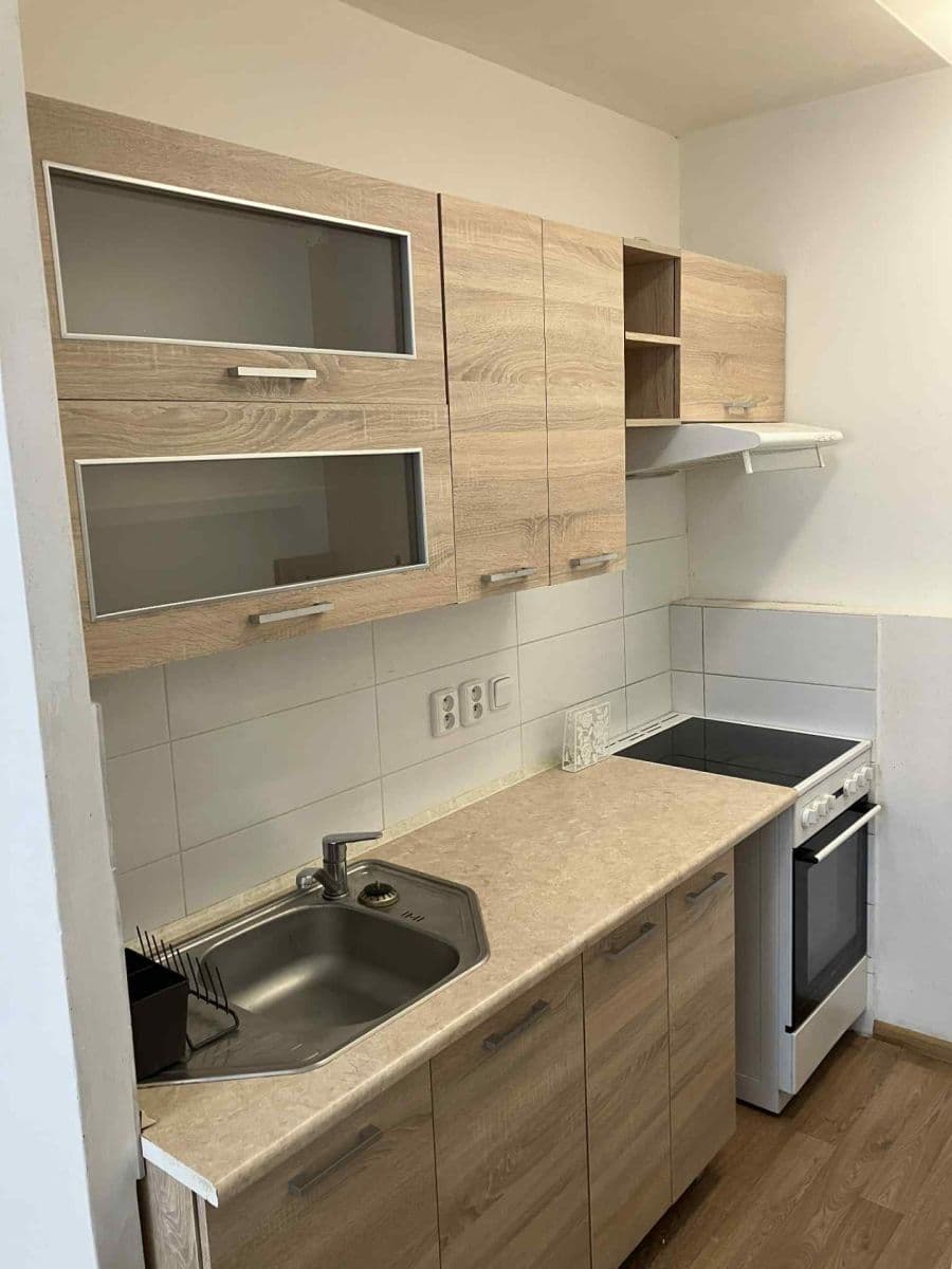 Pronájem bytu 2+kk 46 m², Sezemínská, Praha, Praha Pronájem bytu 2+kk 46 m², Sezemínská, Praha, Praha