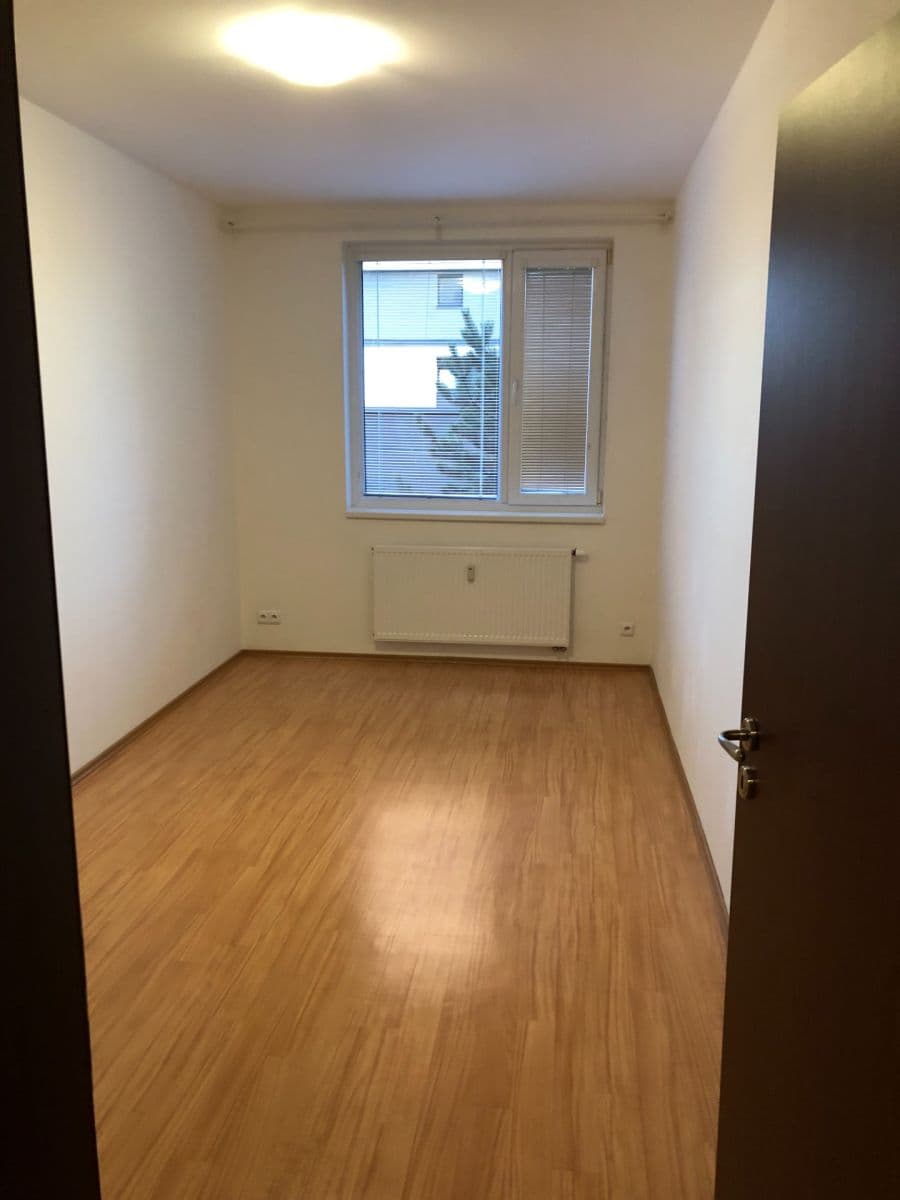 Pronájem bytu 2+kk 49 m², Makedonská, Praha, Praha Pronájem bytu 2+kk 49 m², Makedonská, Praha, Praha