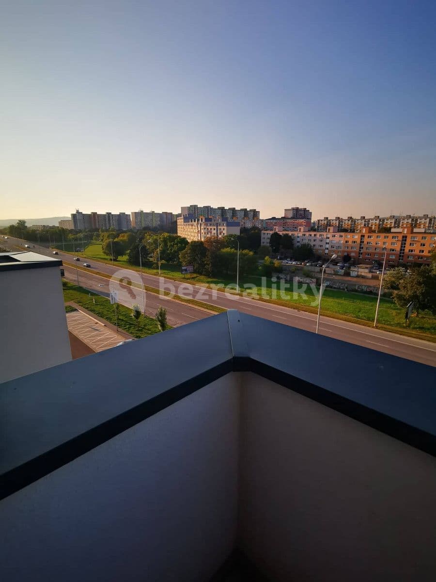 Pronájem bytu 1+1 29 m², Zuzany Chalupovej, Petržalka, Bratislavský kraj Pronájem bytu 1+1 29 m², Zuzany Chalupovej, Petržalka, Bratislavský kraj
