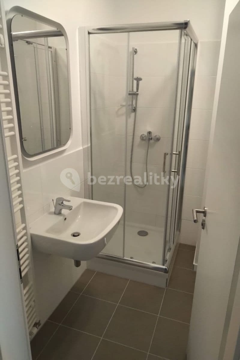 Pronájem bytu 1+1 29 m², Zuzany Chalupovej, Petržalka, Bratislavský kraj Pronájem bytu 1+1 29 m², Zuzany Chalupovej, Petržalka, Bratislavský kraj