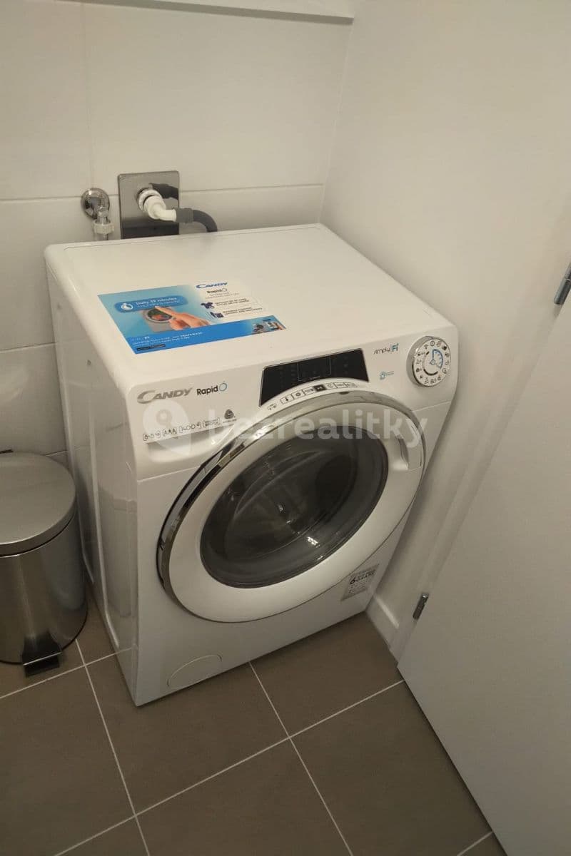 Pronájem bytu 1+1 29 m², Zuzany Chalupovej, Petržalka, Bratislavský kraj Pronájem bytu 1+1 29 m², Zuzany Chalupovej, Petržalka, Bratislavský kraj