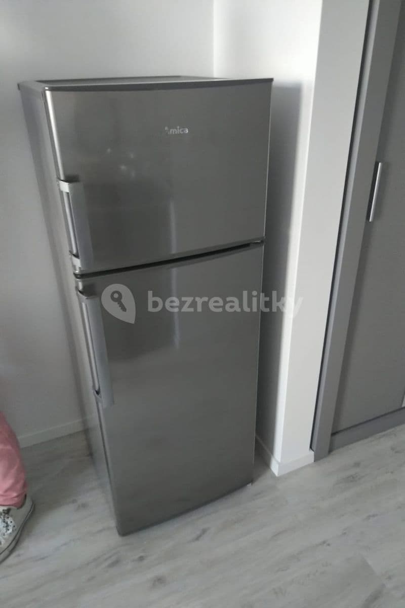 Pronájem bytu 1+1 29 m², Zuzany Chalupovej, Petržalka, Bratislavský kraj Pronájem bytu 1+1 29 m², Zuzany Chalupovej, Petržalka, Bratislavský kraj