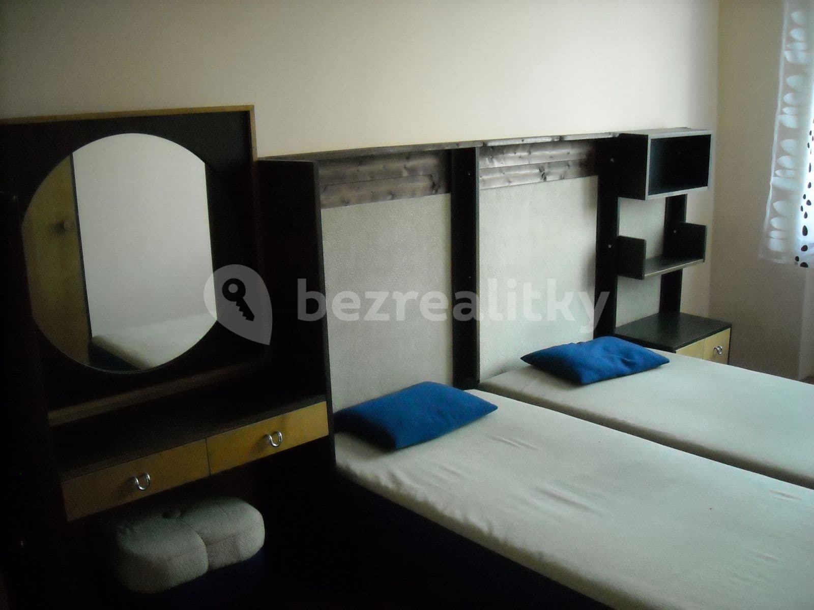 Pronájem bytu 2+1 57 m², 1. Máje, Habartov, Karlovarský kraj Pronájem bytu 2+1 57 m², 1. Máje, Habartov, Karlovarský kraj