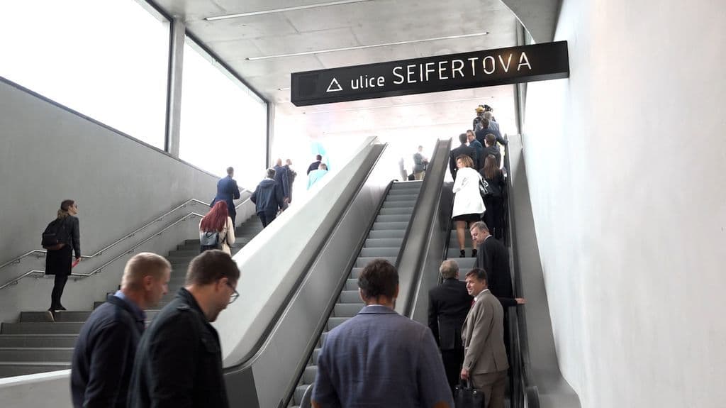 Pronájem bytu 2+1 65 m², Krásova, Praha, Praha Pronájem bytu 2+1 65 m², Krásova, Praha, Praha