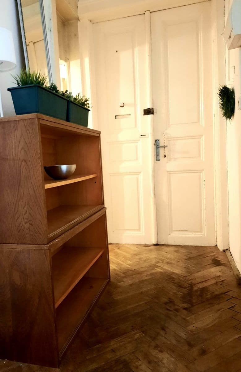 Pronájem bytu 2+1 65 m², Krásova, Praha, Praha Pronájem bytu 2+1 65 m², Krásova, Praha, Praha