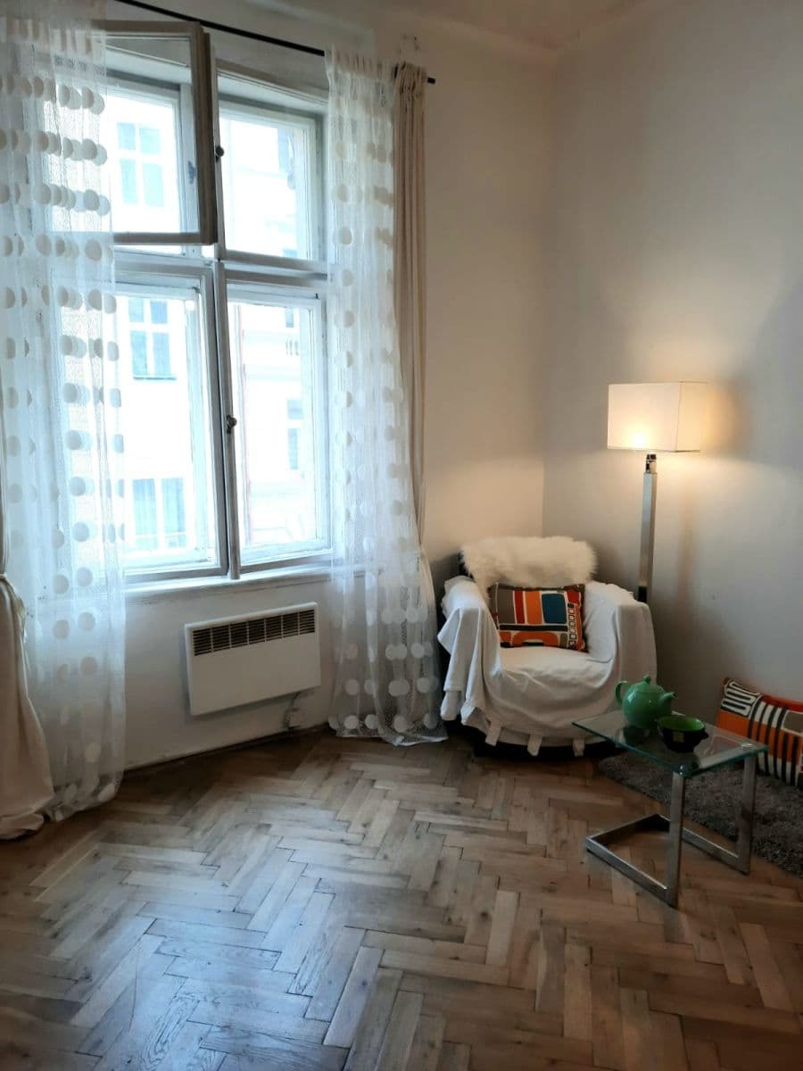 Pronájem bytu 2+1 65 m², Krásova, Praha, Praha Pronájem bytu 2+1 65 m², Krásova, Praha, Praha