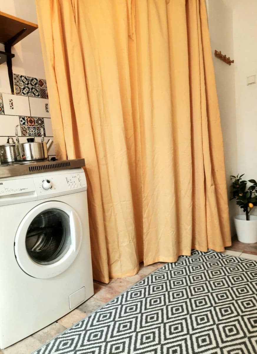 Pronájem bytu 2+1 65 m², Krásova, Praha, Praha Pronájem bytu 2+1 65 m², Krásova, Praha, Praha