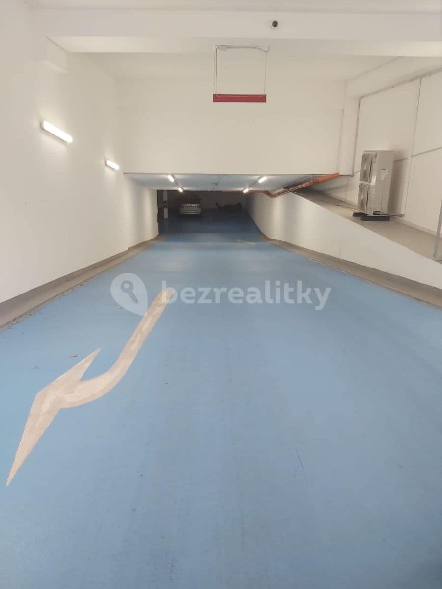 Pronájem garáže 18 m², Na Maninách, Praha, Praha Pronájem garáže 18 m², Na Maninách, Praha, Praha