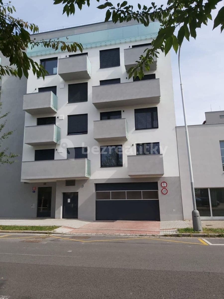 Pronájem garáže 18 m², Na Maninách, Praha, Praha Pronájem garáže 18 m², Na Maninách, Praha, Praha