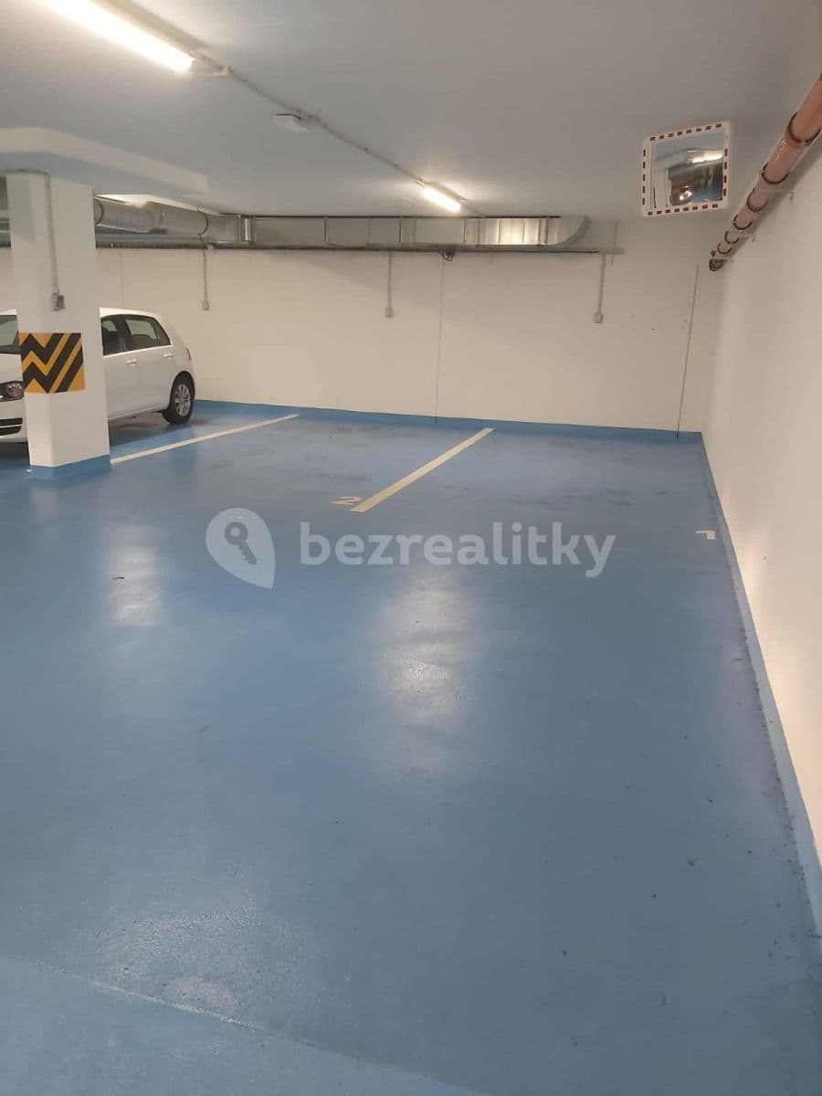Pronájem garáže 18 m², Na Maninách, Praha, Praha Pronájem garáže 18 m², Na Maninách, Praha, Praha