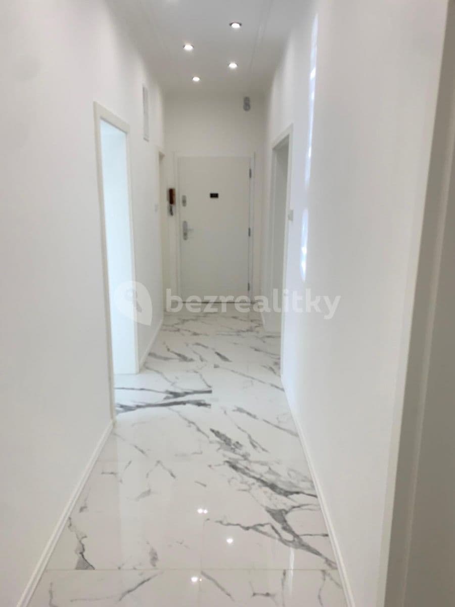 Pronájem bytu 3+1 93 m², Jana Zajíce, Praha, Praha Pronájem bytu 3+1 93 m², Jana Zajíce, Praha, Praha