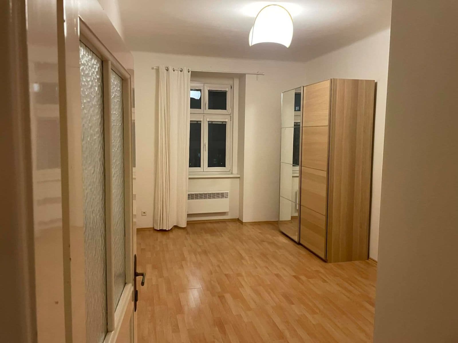 Pronájem bytu 2+kk 55 m², Komunardů, Praha, Praha Pronájem bytu 2+kk 55 m², Komunardů, Praha, Praha
